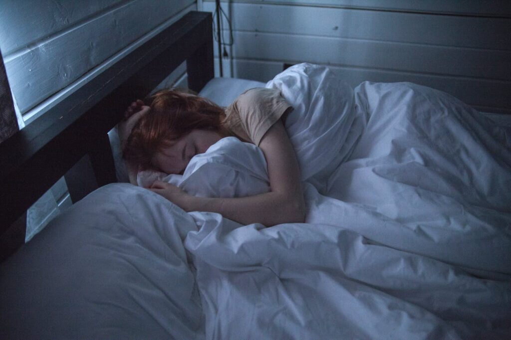 how i sleep at night knowing l'm failing all my cl - tymoff